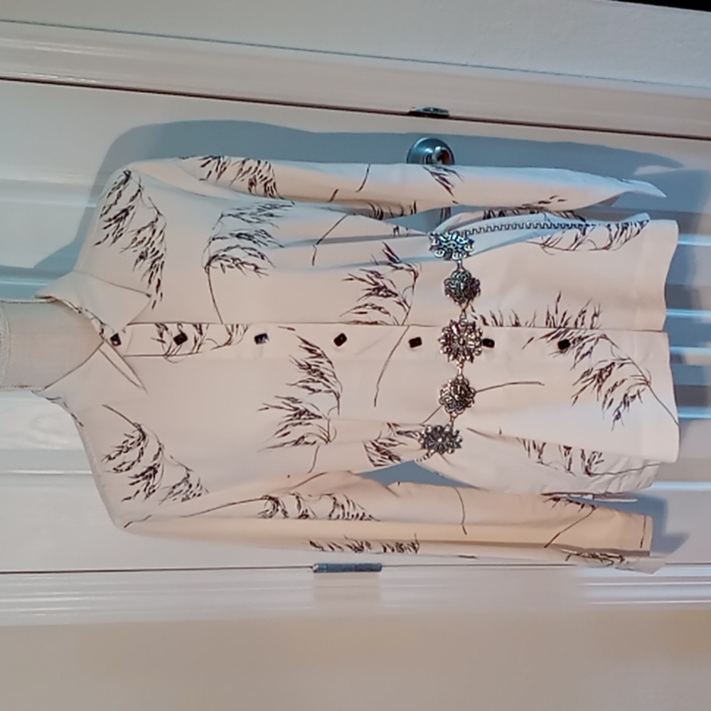 Robert Kitchen Women's Ivory/Black Button Down Long Sleeve Blouse Size Large